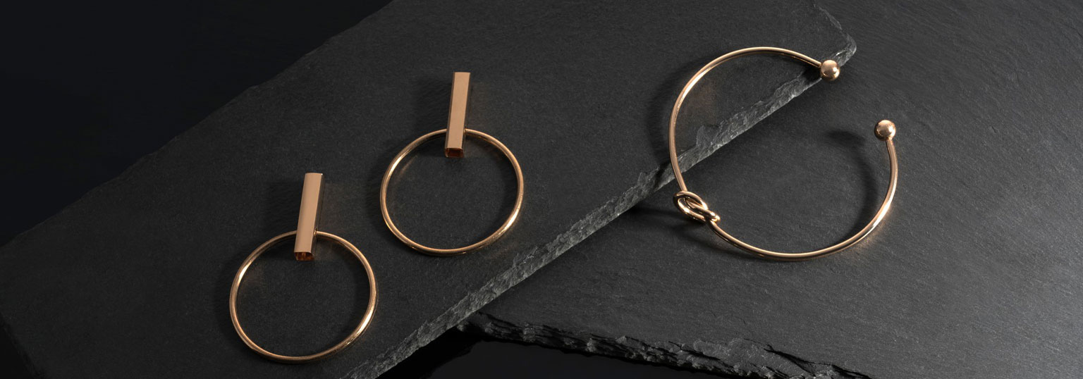 حلقه های طلایی در سایز های مختلف