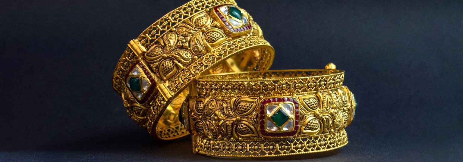 دو حلقه طلایی