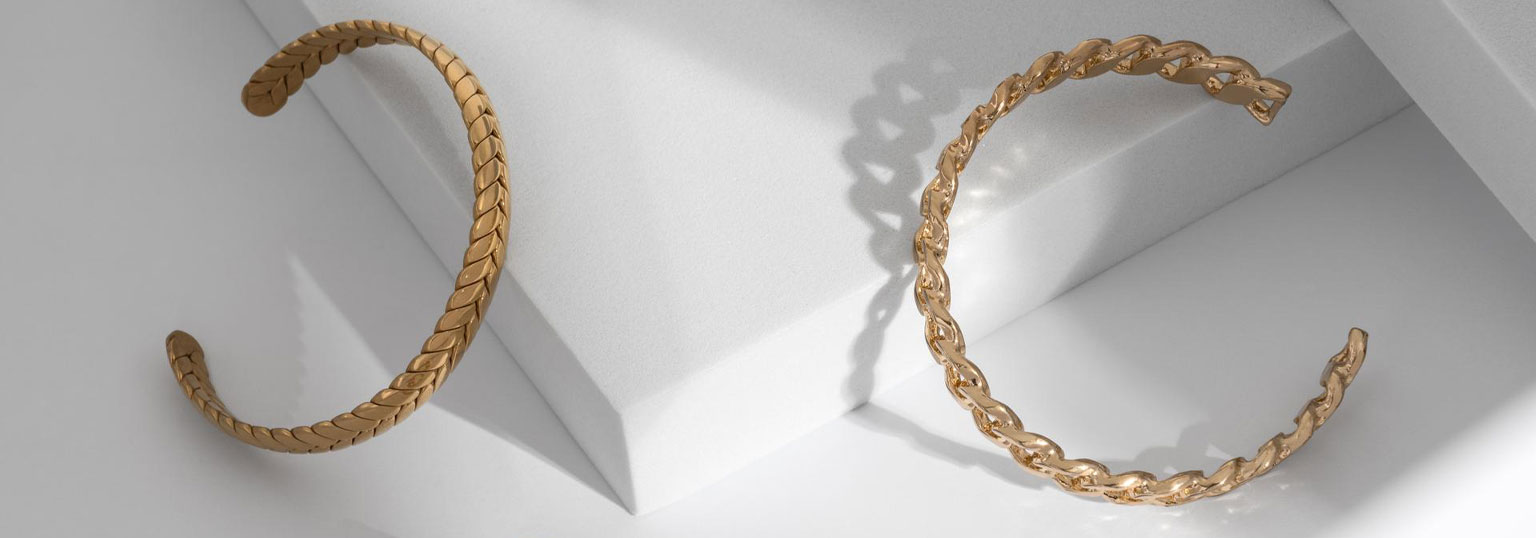 دو حلقه طلایی